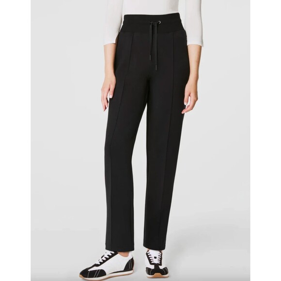 Spanx Pants - Spanx AirEssentials Luxe Tapered Pants in Black Size 1X Sweatpants Comfy Stretch